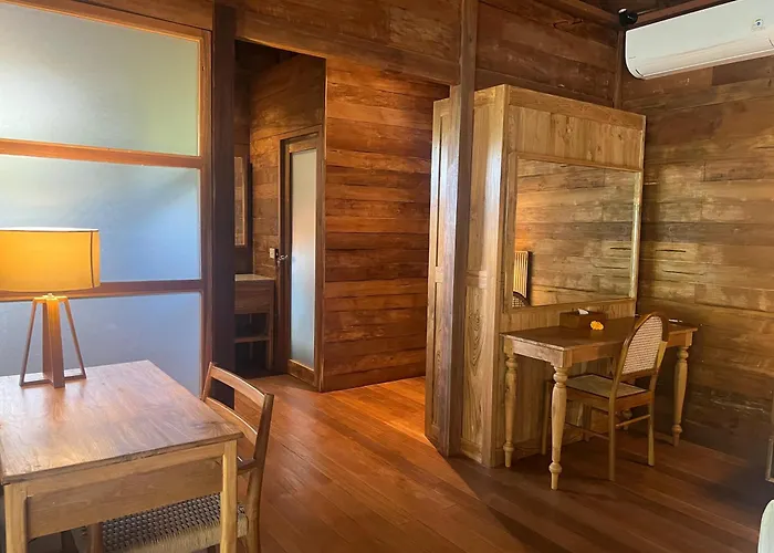 Rumah Kayu Resort