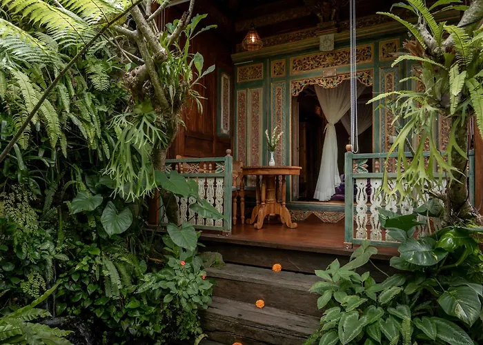 Pramana Watu Kurung